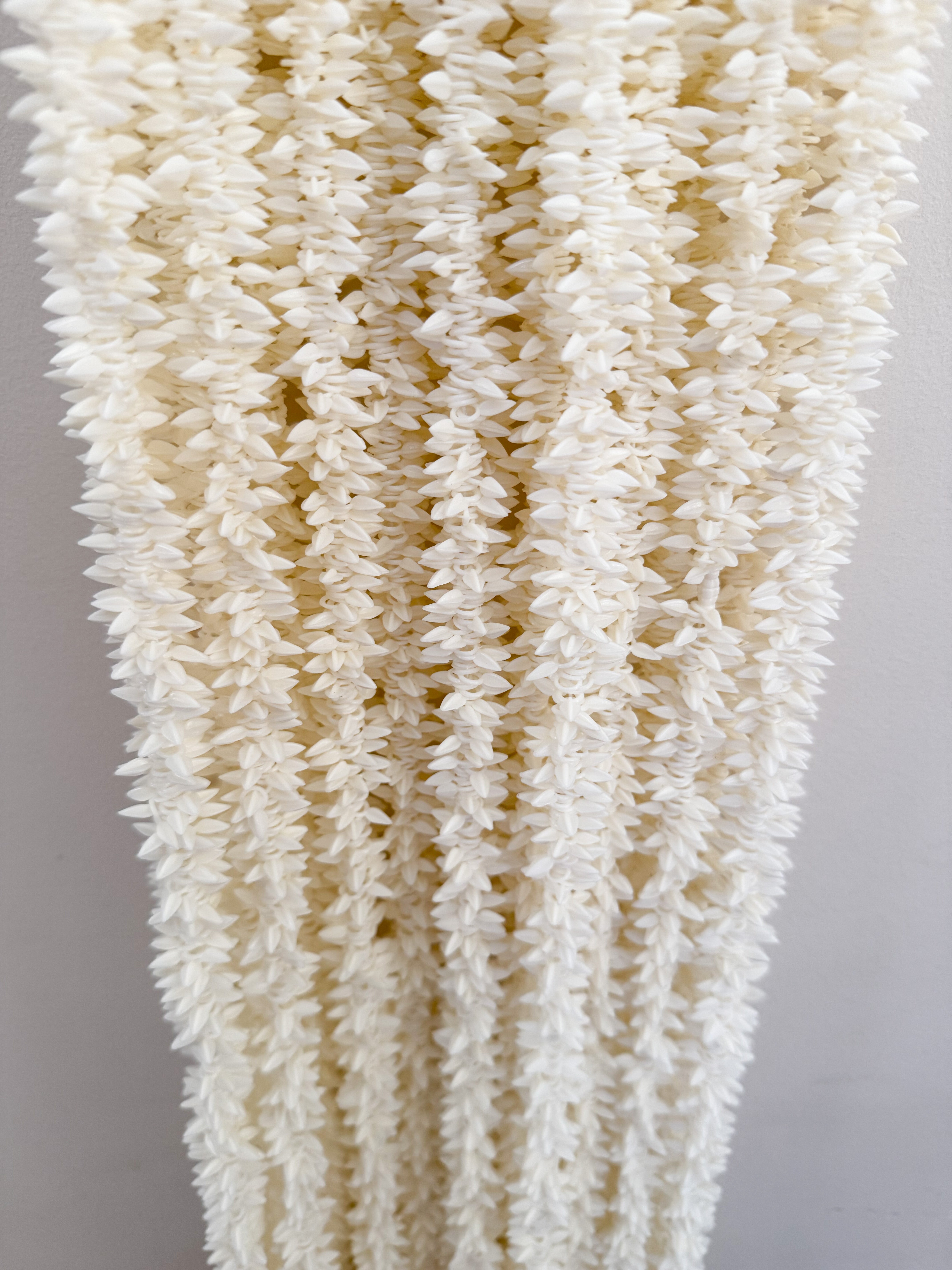 Pack of 40, 50, 100, 200 Lightly Scented Jasmine Flower Garlands