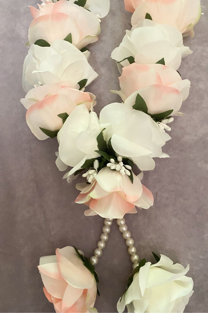 Peach and Ivory Rose Indian Wedding Varmala