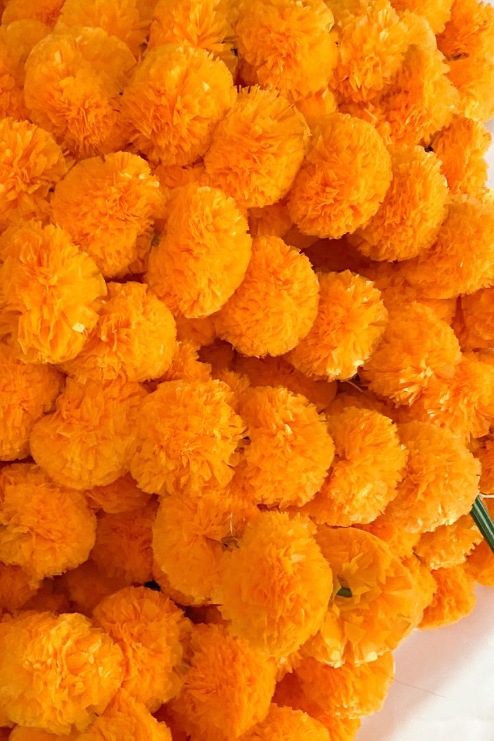 Pack of 40, 50, 60, 80, 100, 200 Artificial Marigold Flower Garlands