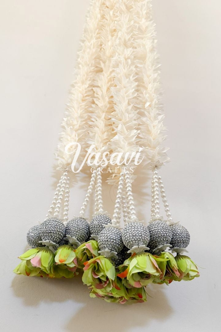 Pack of 5 Jasmine Flower Garlands with Ball and Flower Bunch