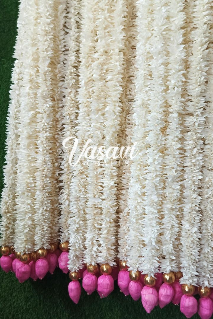 Pack of 30, 40, 50, 75, 100, 200 Jasmine Garlands with lotus buds