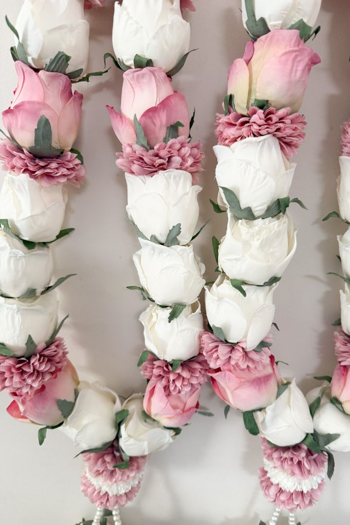 Dusty Pink and White Rose Flowers Indian Wedding Varmala