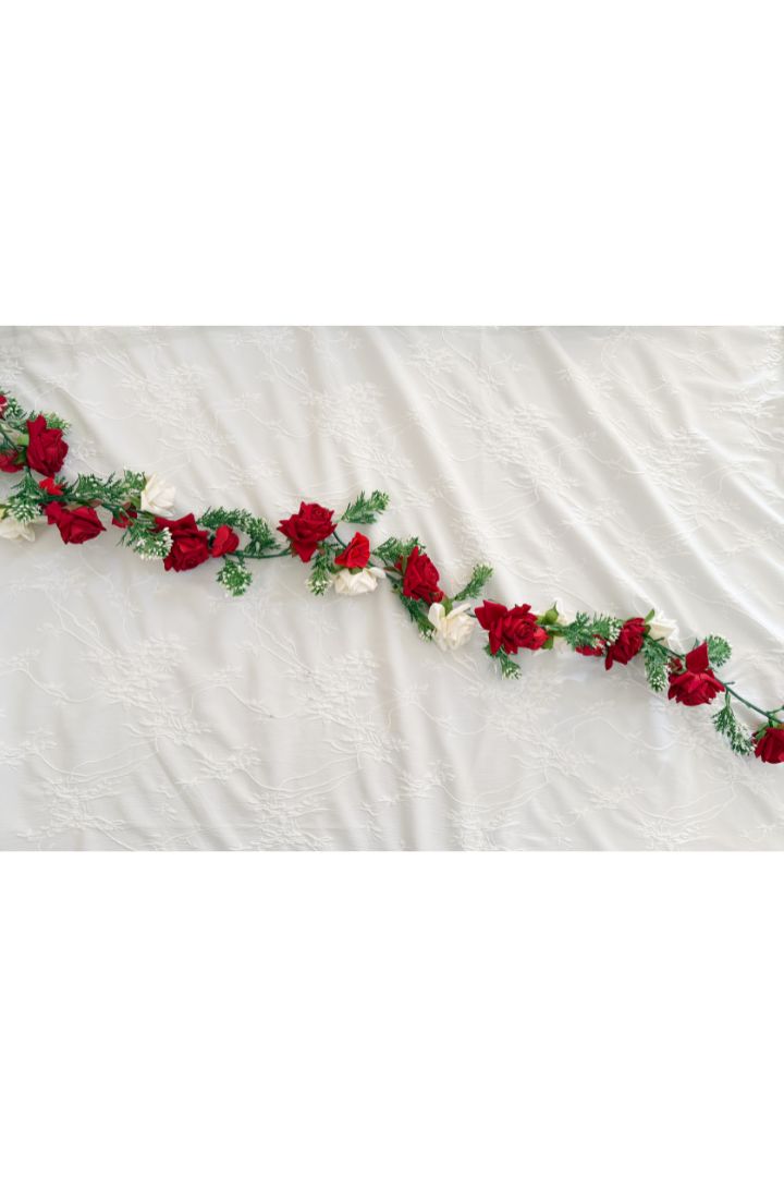 Pack of 8, 10, 16, 20,30 Baby's Breath and Rose Flower Runner 6 feet long