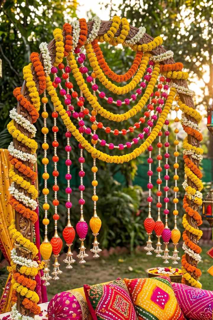 Set of 9 Rajasthani Bandhej Garlands and Fabric