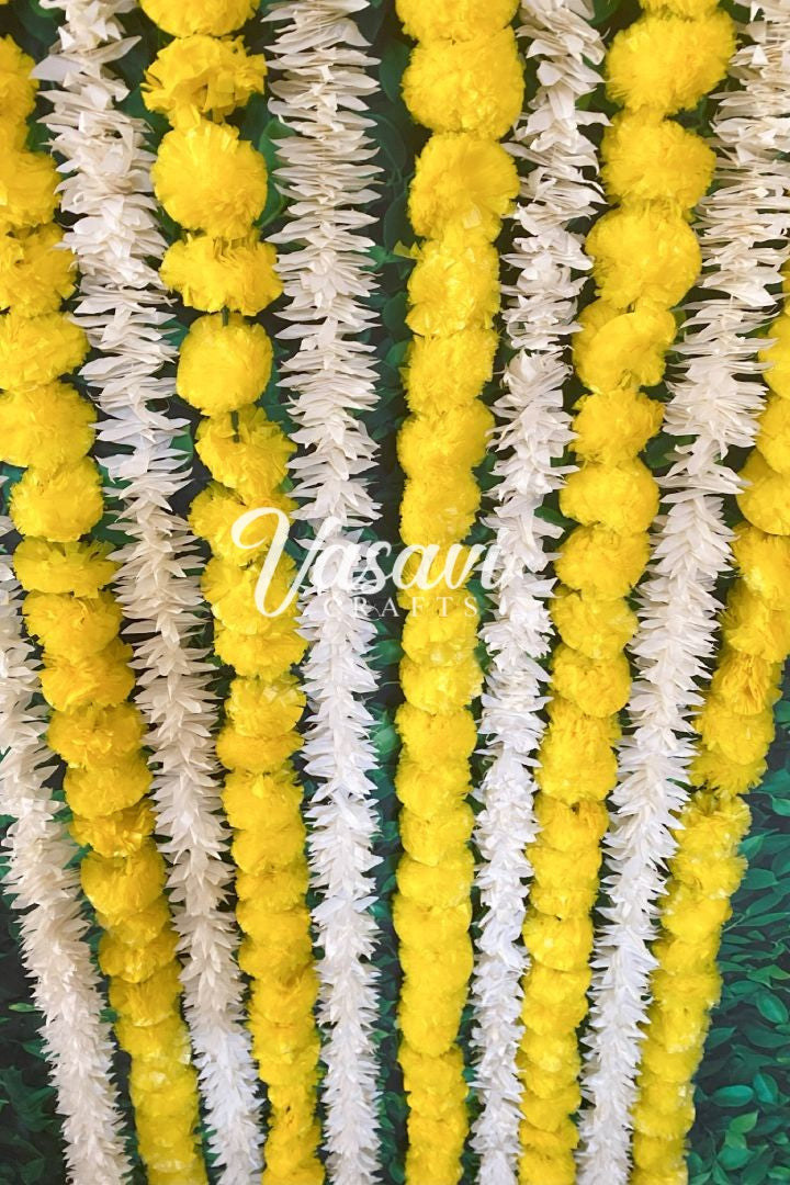 Pack of 30, 40, 50, 80, 100 Ivory Jasmine/Gajra Flower Garlands 8 ft long