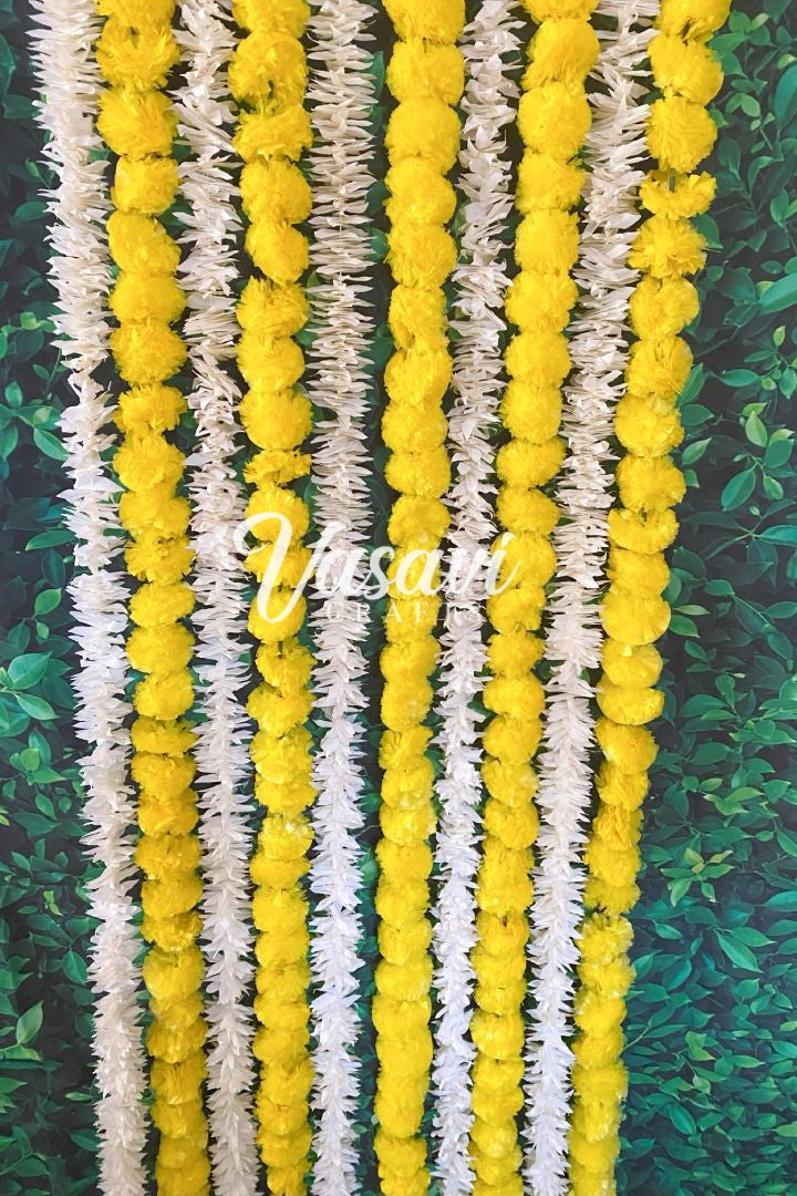Pack of 30, 40, 50, 80, 100 Ivory Jasmine/Gajra Flower Garlands 8 ft long