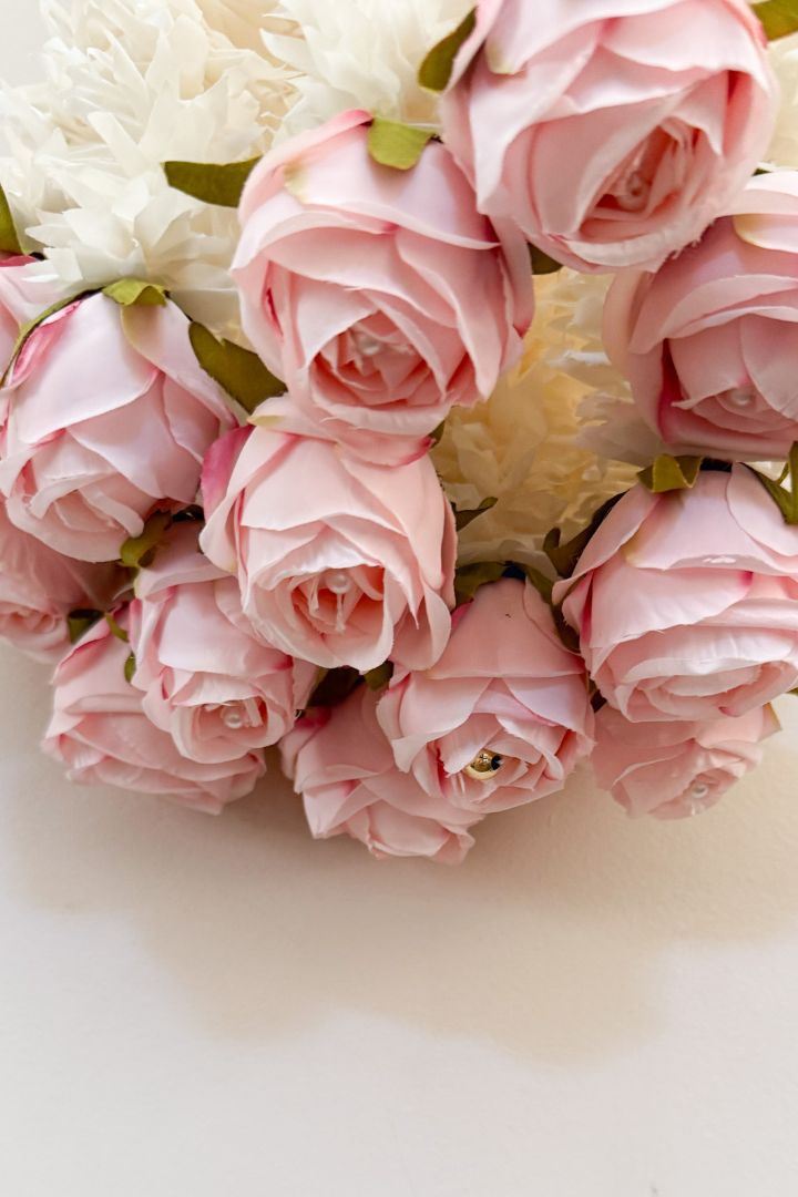 Pack of 30, 40, 60, 80, 100 Jasmine/Gajra Flower Garlands with roses