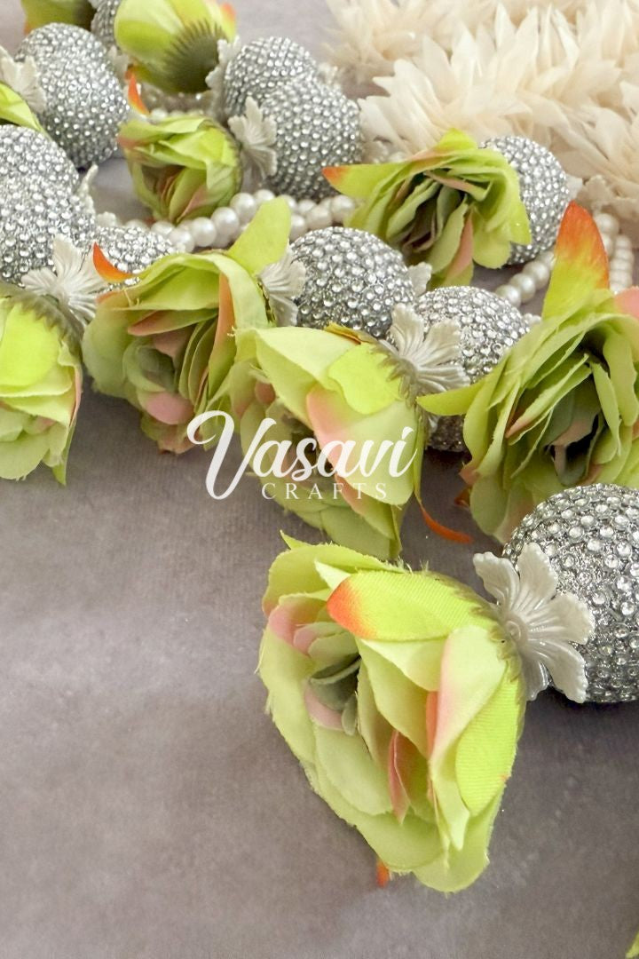 Pack of 5 Jasmine Flower Garlands with Ball and Flower Bunch