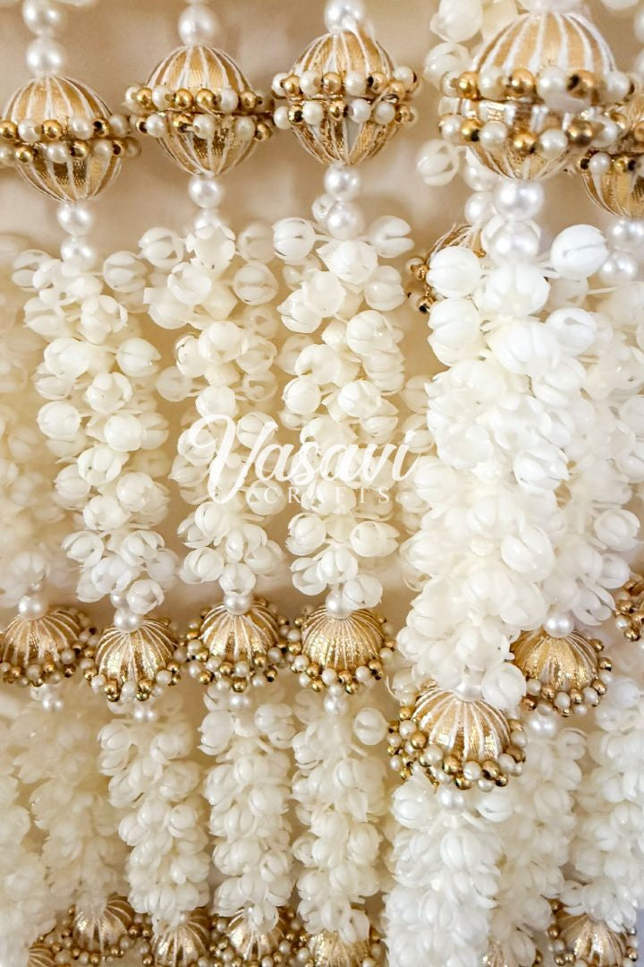 Pack of 20, 30, 40, 50, 70, 100 Mogra/Jasmine Garlands with Gold Balls