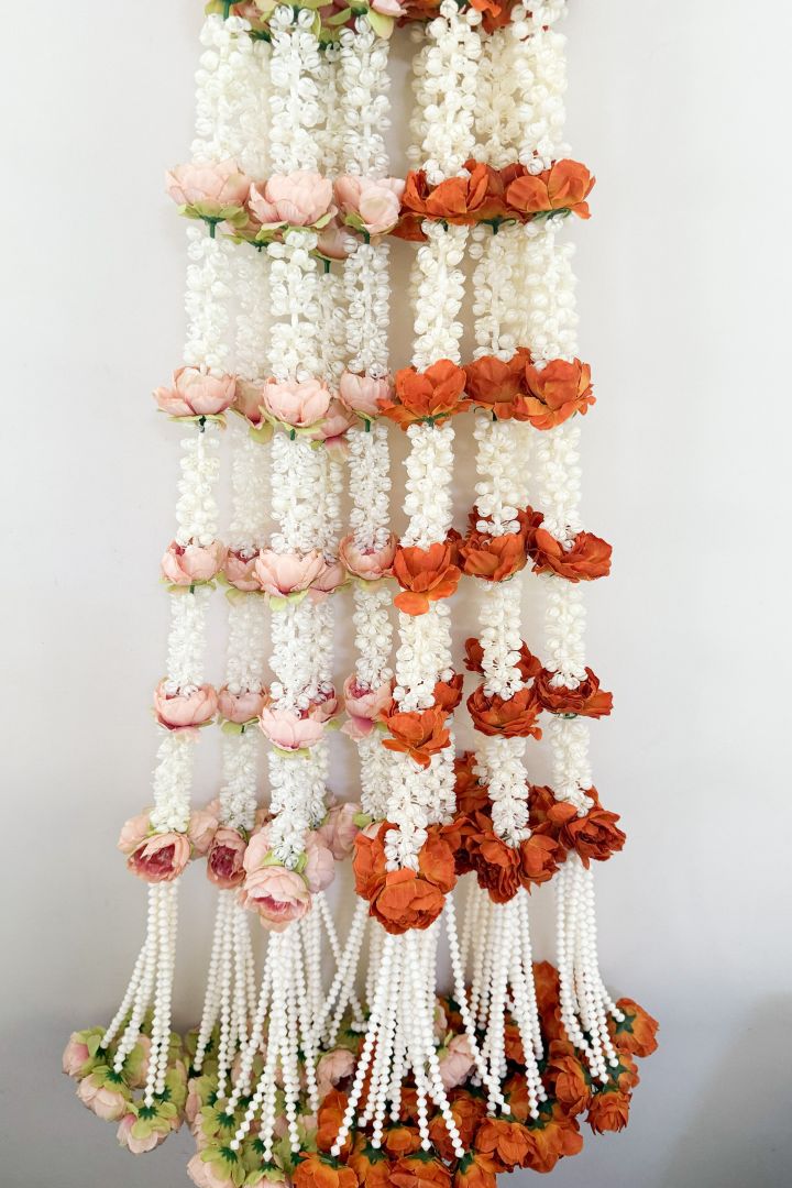 Pack of 20,30,40,50,60,80,100 Mogra Flower Garlands with Peony Flower Bunch