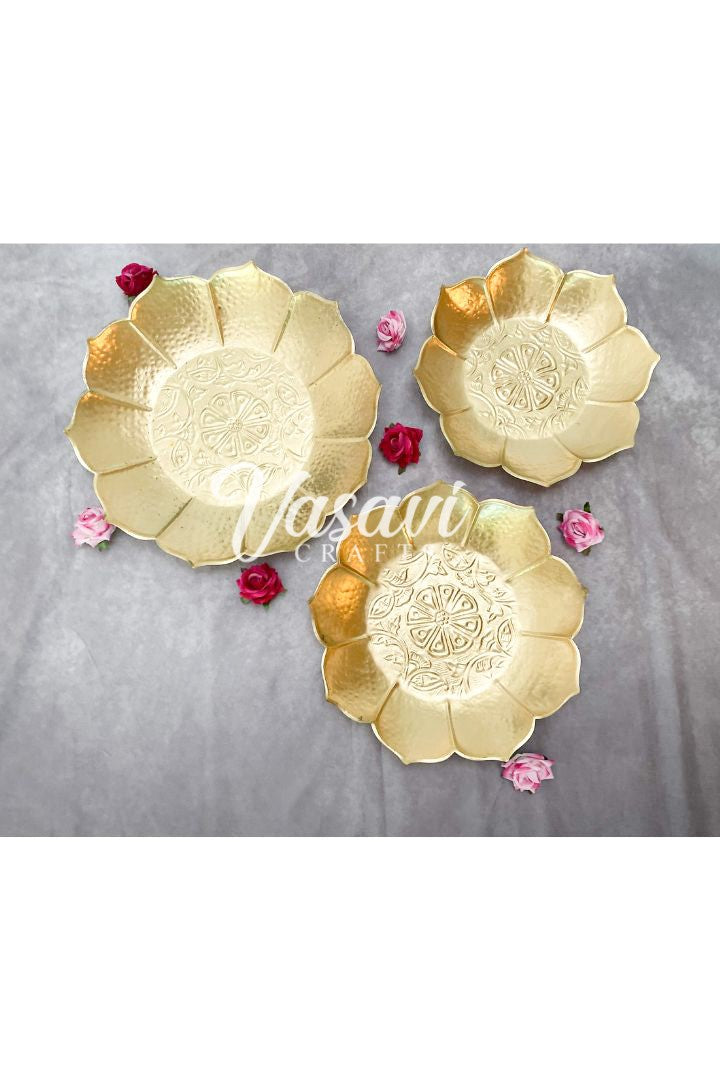 Pack of 10, 20, 30 Decorative Taj Lotus Urli Set/Decorative Bowl