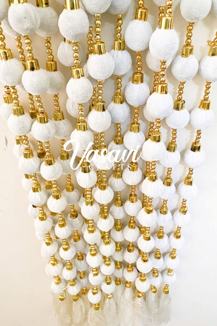 Pack of 4, 6 - 5 ft Ball Garlands with Tassels