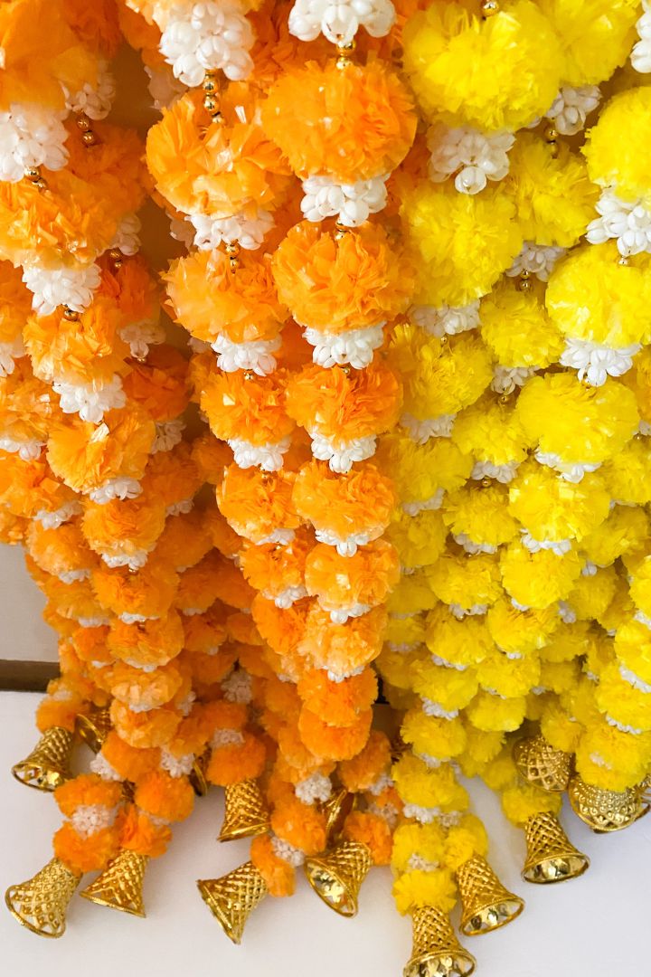 Pack of 20, 40, 50, 70, 100 Mogra/Jasmine Garlands and Marigold Flower Garlands with Bell
